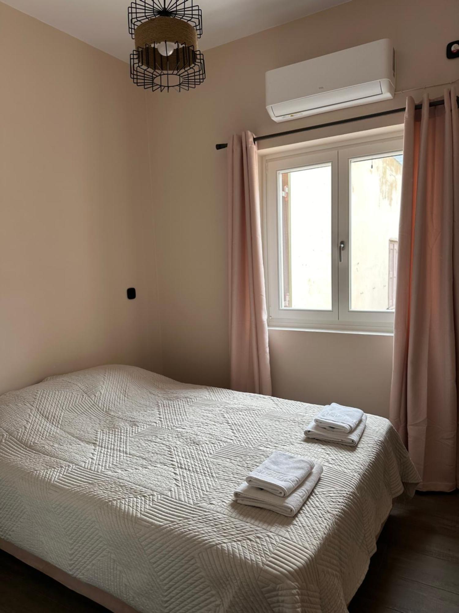 Kli9 Apartman Ermúpoli Kültér fotó