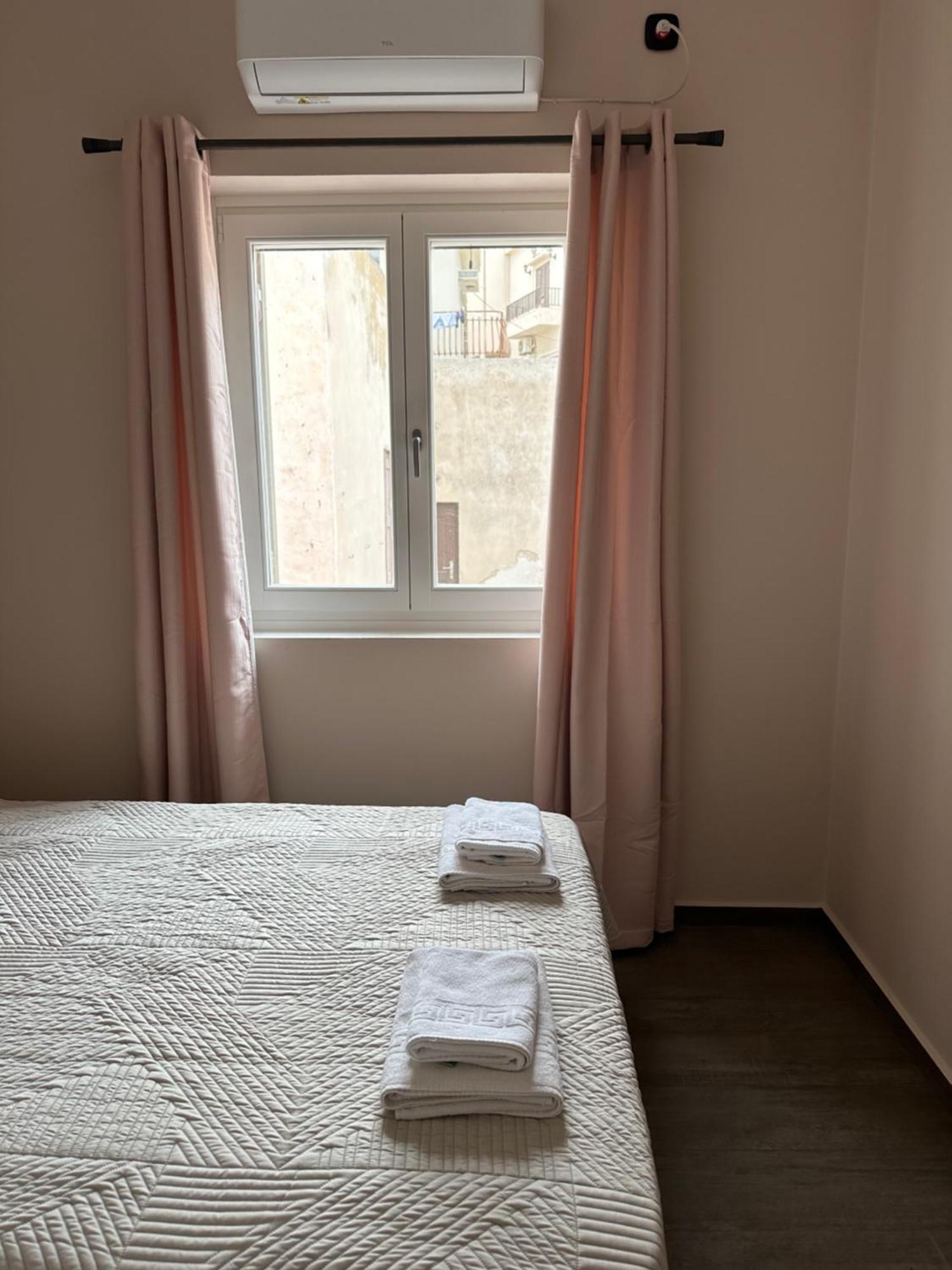 Kli9 Apartman Ermúpoli Kültér fotó